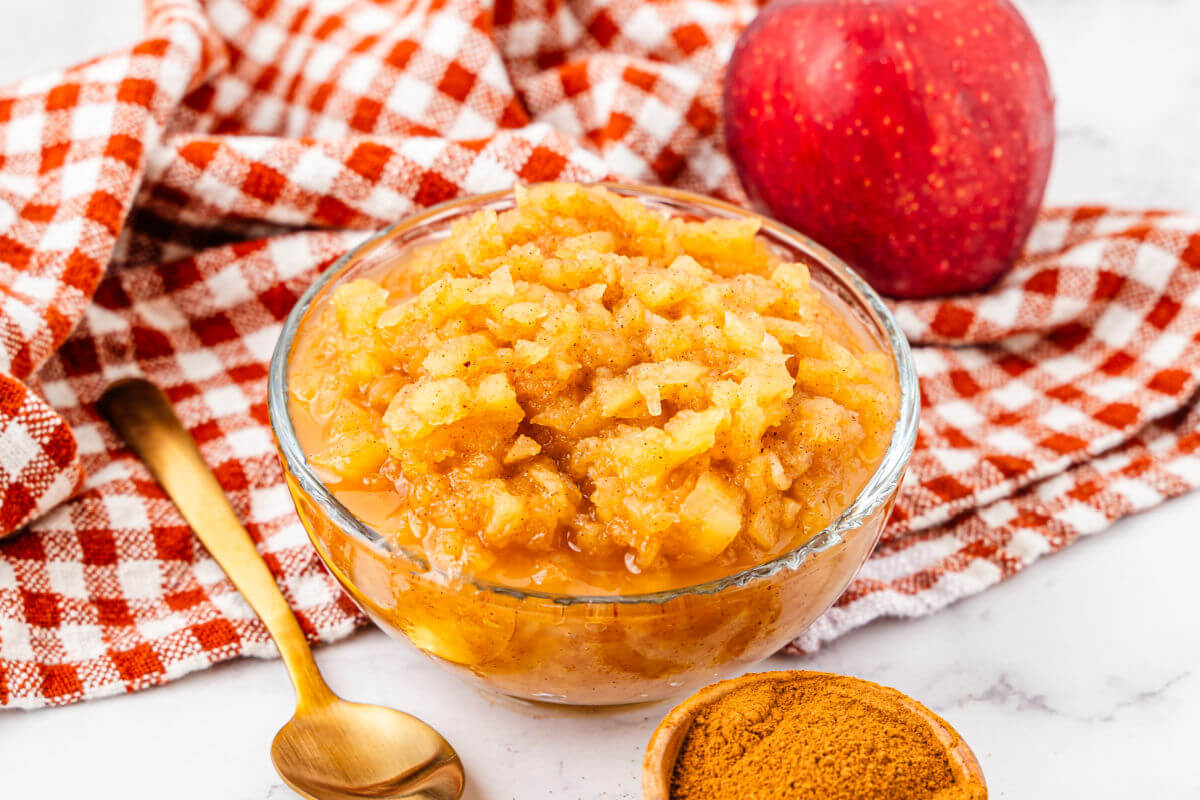 The Best 20-Minute Homemade Cinnamon Applesauce